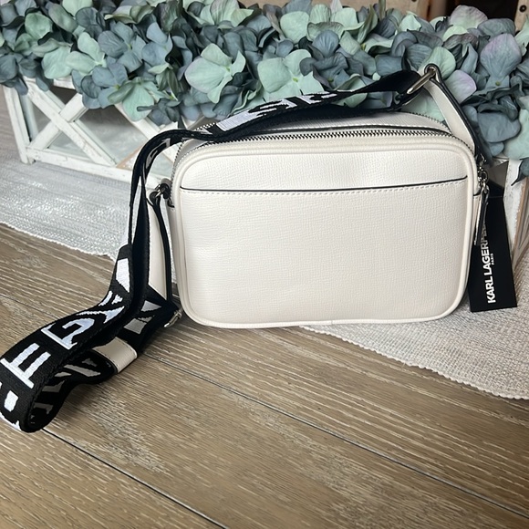 NWT Karl Lagerfeld Paris White Crossbody w/ Guitar Strap Silver Hardware Dustbag - Picture 5 of 10